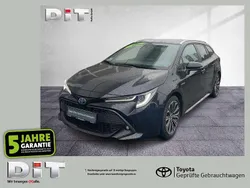 Black mica / ink Gebraucht 2020 Toyota Corolla Kombi | 18.990 € (Guter Preis)