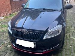 Schwarz Gebraucht 2014 Skoda Fabia Active Limousine | 6.100 € (Fairer Preis)