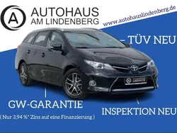 Schwarz Gebraucht 2014 Toyota Auris Touring Sports Edition Kombi | 12.999 € (Fairer Preis)