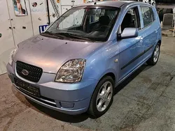 Blau Gebraucht 2005 Kia Picanto Kleinwagen | 1.600 € (Etwas zu teuer)