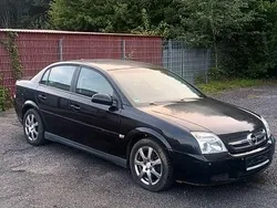 Schwarz Gebraucht 2004 Opel Vectra Cosmo Limousine | 1.199 € (Superpreis)