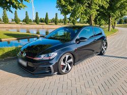 Schwarz Gebraucht 2018 VW Golf VII GTI Kleinwagen | 17.999 € (Guter Preis)