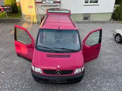 Rot Gebraucht 1997 Mercedes V230 Van / Kleinbus | 3.390 € (Fairer Preis)