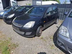 Pantherschwarz metallic Gebraucht 2003 Ford Fiesta Ambiente Kleinwagen | 390 € (Superpreis)