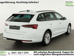 Moon white perleffekt Neu 2025 Skoda Octavia Selection Kombi | 33.045 € (Superpreis)