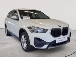 Alpinweiß Gebraucht 2021 BMW X1 Performance SUV | 21.990 € (Guter Preis)