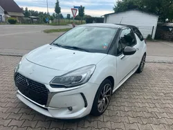 Weiß Gebraucht 2017 Citroën DS3 Sport Chic Kleinwagen | 6.749 € (Guter Preis)