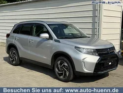 Silky silver metallic Neu 2025 Suzuki Vitara Comfort+ SUV | 23.990 € (Fairer Preis)
