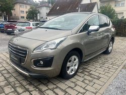 Grau Gebraucht 2015 Peugeot 3008 Allure SUV | 9.950 € (Fairer Preis)