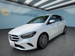 Weiß Gebraucht 2020 Mercedes B250 Van / Kleinbus | 25.499 € (Guter Preis)