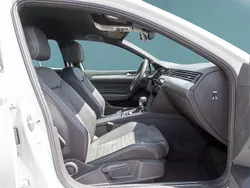 Weiß Gebraucht 2023 VW Passat GTE Kombi | 32.449 € (Etwas zu teuer)
