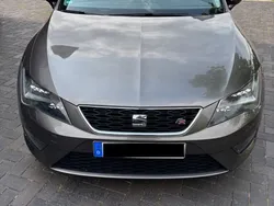 Grau Gebraucht 2016 Seat Leon FR Limousine | 13.360 € (Fairer Preis)