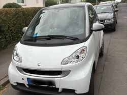 Weiß Gebraucht 2010 Smart ForTwo Coupé Kleinwagen | 3.400 € (Fairer Preis)