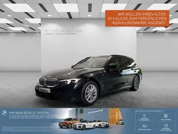 Schwarz Gebraucht 2024 BMW 330 Comfort Edition Kombi | 50.507 € (Teuer)