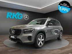 Grau Gebraucht 2024 Mercedes GLB250 Progressive SUV | 53.820 € (Teuer)