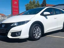 Weiß Gebraucht 2015 Honda Civic Elegance Kombi | 12.999 € (Etwas zu teuer)