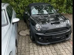 Schwarz Gebraucht 2013 Mini John Cooper Works Roadster Cabrio | 7.800 €
