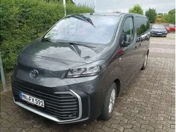 Titanium grey Gebraucht 2024 Toyota Proace Verso Comfort Kombi | 39.900 € (Fairer Preis)