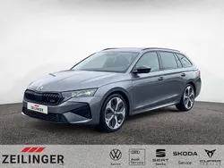 Grau Gebraucht 2024 Skoda Octavia RS Kombi | 37.942 € (Guter Preis)