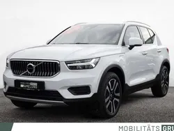 Weiß Gebraucht 2021 Volvo XC40 Inscription SUV | 27.390 € (Superpreis)