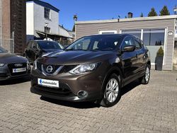 Bronze metallic Gebraucht 2015 Nissan Qashqai Acenta SUV | 11.980 € (Fairer Preis)