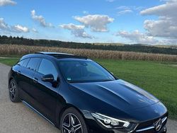 Schwarz Gebraucht 2020 Mercedes CLA200 Shooting Brake AMG Kombi | 23.200 € (Superpreis)