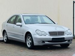Silber Gebraucht 2002 Mercedes C220 Elegance Limousine | 4.490 € (Fairer Preis)