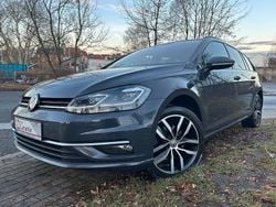 Grau Gebraucht 2018 VW Golf VII Comfortline Kombi | 9.999 € (Superpreis)