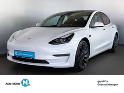 Weiß Gebraucht 2022 Tesla Model 3 Performance Limousine | 28.989 € (Fairer Preis)