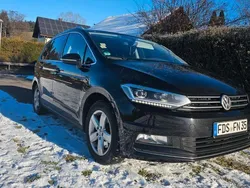 Schwarz Gebraucht 2015 VW Touran Highline Van / Kleinbus | 16.200 € (Teuer)