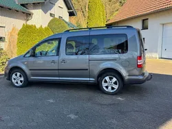 Grau Gebraucht 2014 VW Caddy Maxi Van / Kleinbus | 12.200 € (Guter Preis)