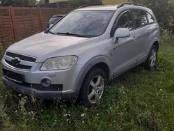 Silber Gebraucht 2007 Chevrolet Captiva SUV | 2.900 € (Fairer Preis)