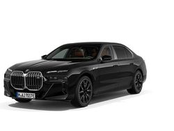 Gebraucht 2025 BMW M760e Comfort Edition Limousine | 109.740 €
