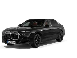 Gebraucht 2025 BMW M760e Comfort Edition Limousine | 117.479 € (Superpreis)
