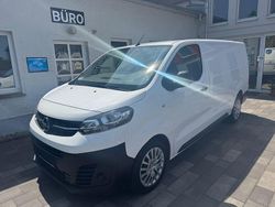 Weiß Gebraucht 2021 Opel Vivaro Elegance Van | 7.989 €