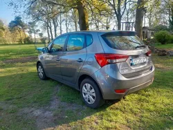 Blau Gebraucht 2014 Hyundai ix20 Edition Van / Kleinbus | 6.300 € (Fairer Preis)