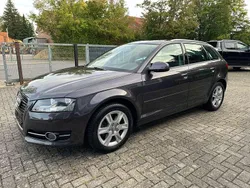 Violett Gebraucht 2011 Audi A3 Sportback Attraction Kombi | 7.900 € (Fairer Preis)