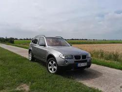 Grau Gebraucht 2009 BMW X3 SUV | 7.999 € (Fairer Preis)