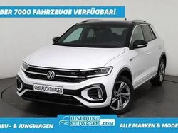 Weiß, pure white (0q) Gebraucht 2024 VW T-Roc R-line SUV | 30.390 € (Fairer Preis)