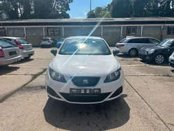 Weiß Gebraucht 2011 Seat Ibiza ST Kombi | 4.300 € (Etwas zu teuer)