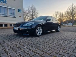 Blau Gebraucht 2007 BMW 530 Sport Line Limousine | 9.450 € (Etwas zu teuer)