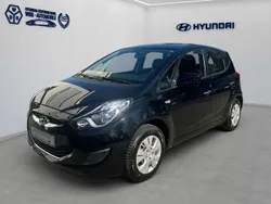 Schwarz Gebraucht 2013 Hyundai ix20 Edition Van / Kleinbus | 9.980 € (Teuer)