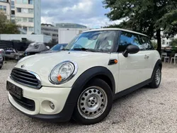 Weiß Gebraucht 2011 Mini ONE Kleinwagen | 3.450 € (Guter Preis)
