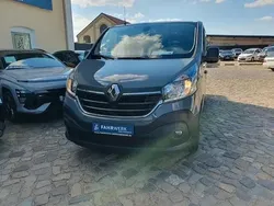Städtisches grau Gebraucht 2021 Renault Trafic Komfort Van | 25.800 € (Teuer)
