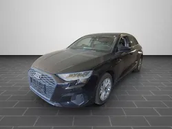 Mythosschwarz metallic (metallic) Gebraucht 2023 Audi A3 Advanced Limousine | 23.500 € (Guter Preis)