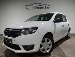 Weiß Gebraucht 2016 Dacia Sandero Celebration Kleinwagen | 4.999 € (Guter Preis)