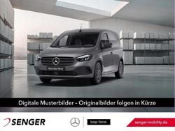 Grau Gebraucht 2022 Mercedes Citan 110 Van / Kleinbus | 17.791 € (Fairer Preis)