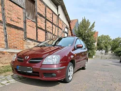 Andere farben Gebraucht 2004 Nissan Almera Tino Van / Kleinbus | 3.050 € (Etwas zu teuer)