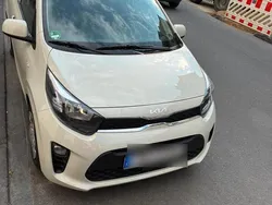 Beige Gebraucht 2023 Kia Picanto 2 Kleinwagen | 12.700 € (Guter Preis)