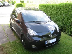 Schwarz Gebraucht 2011 Toyota Aygo Edition Kleinwagen | 4.800 € (Fairer Preis)